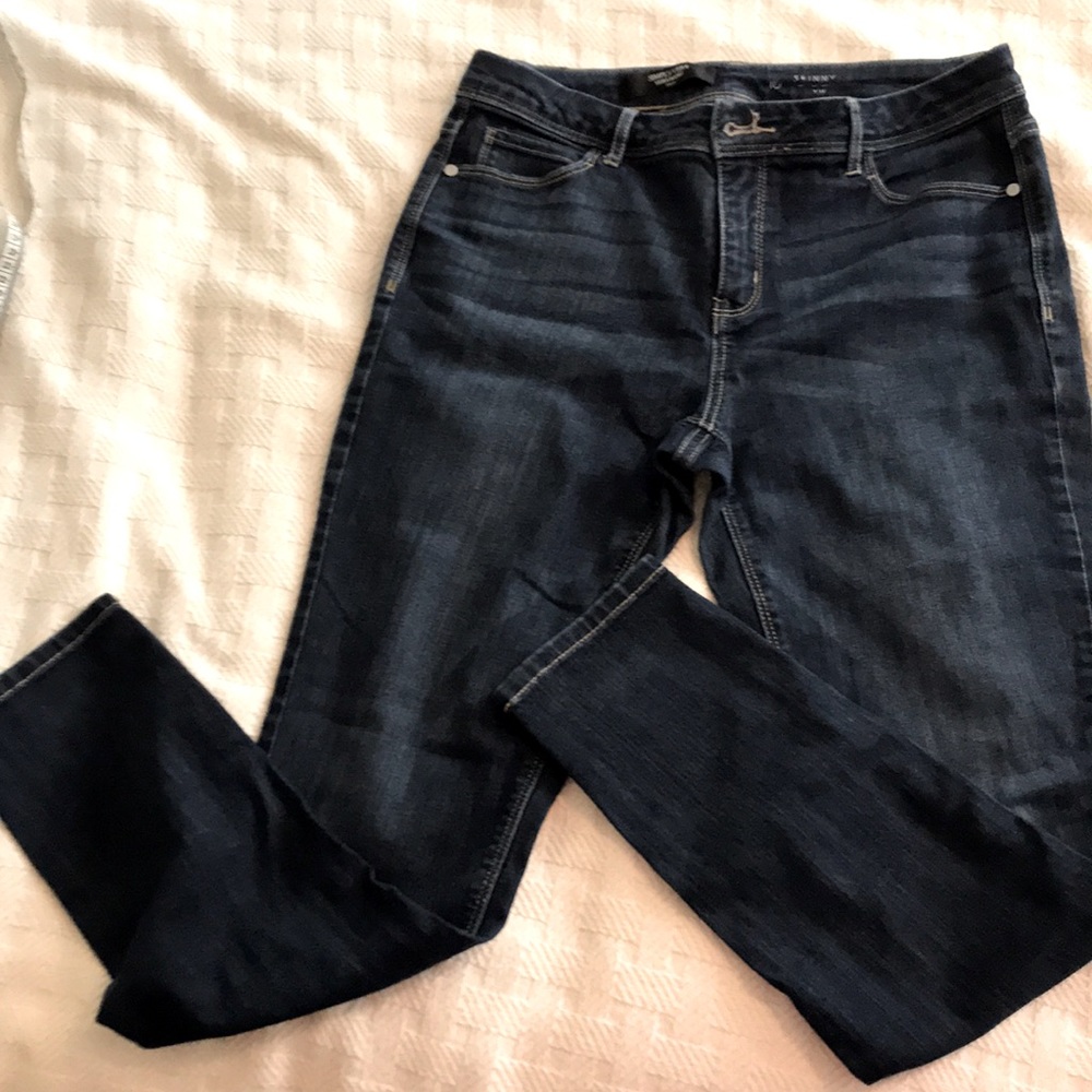 Simply Vera Vera want skinny jeans size 10.